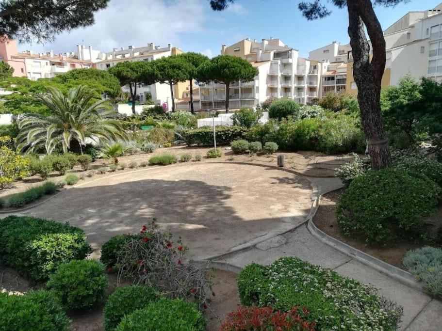 Studio - Residence Avec Piscine Agde Buitenkant foto